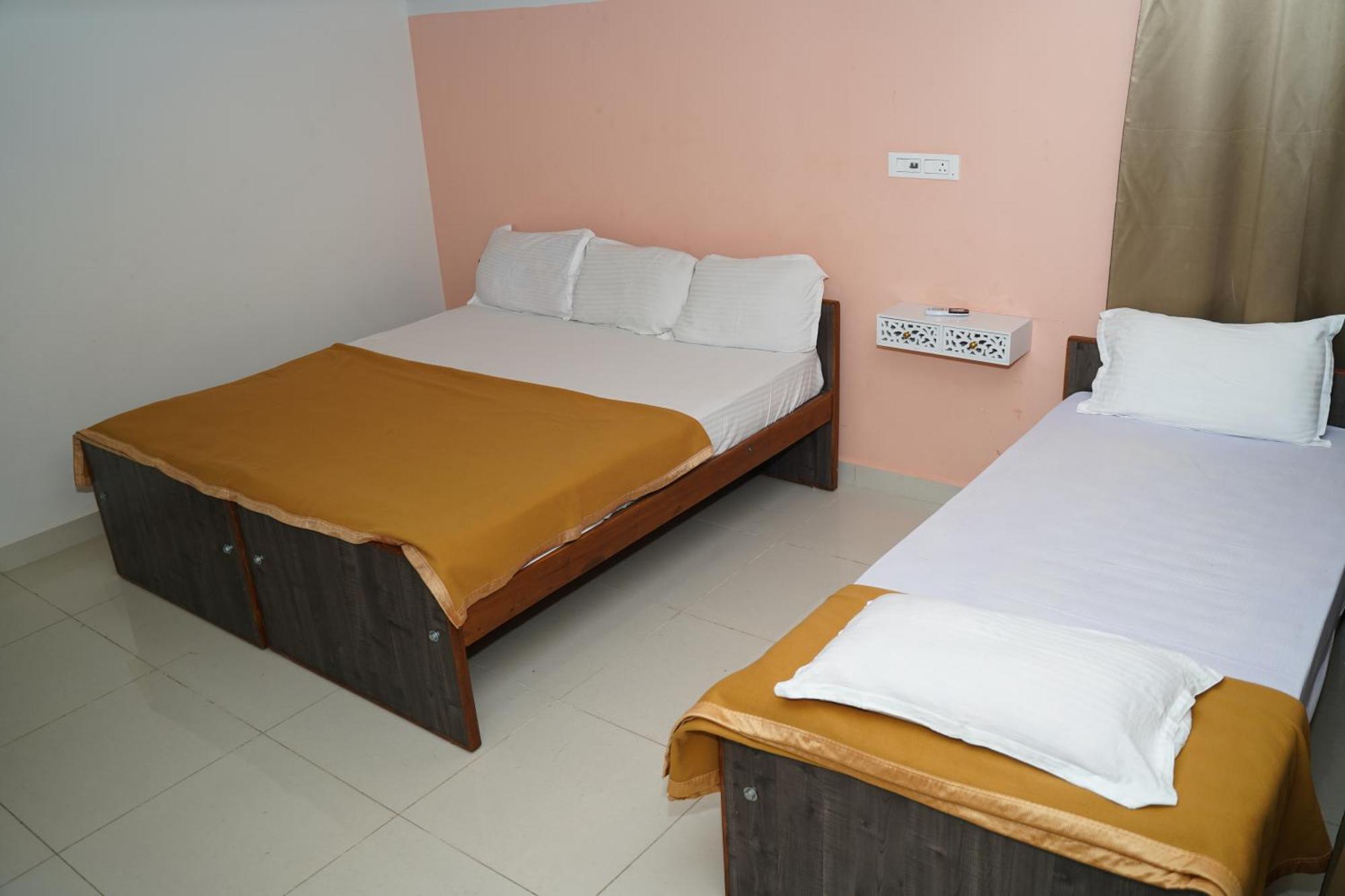 Alaya Rooms Tiruchirappalli ภายนอก รูปภาพ